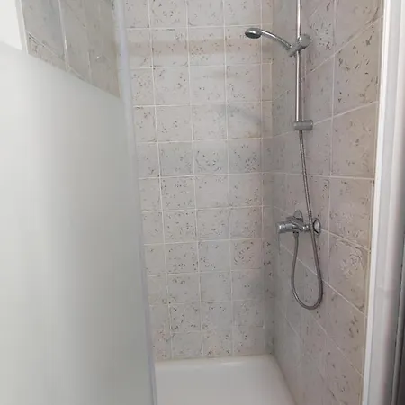 Avec Jardin Privatif A 300m De La *2* Apartment